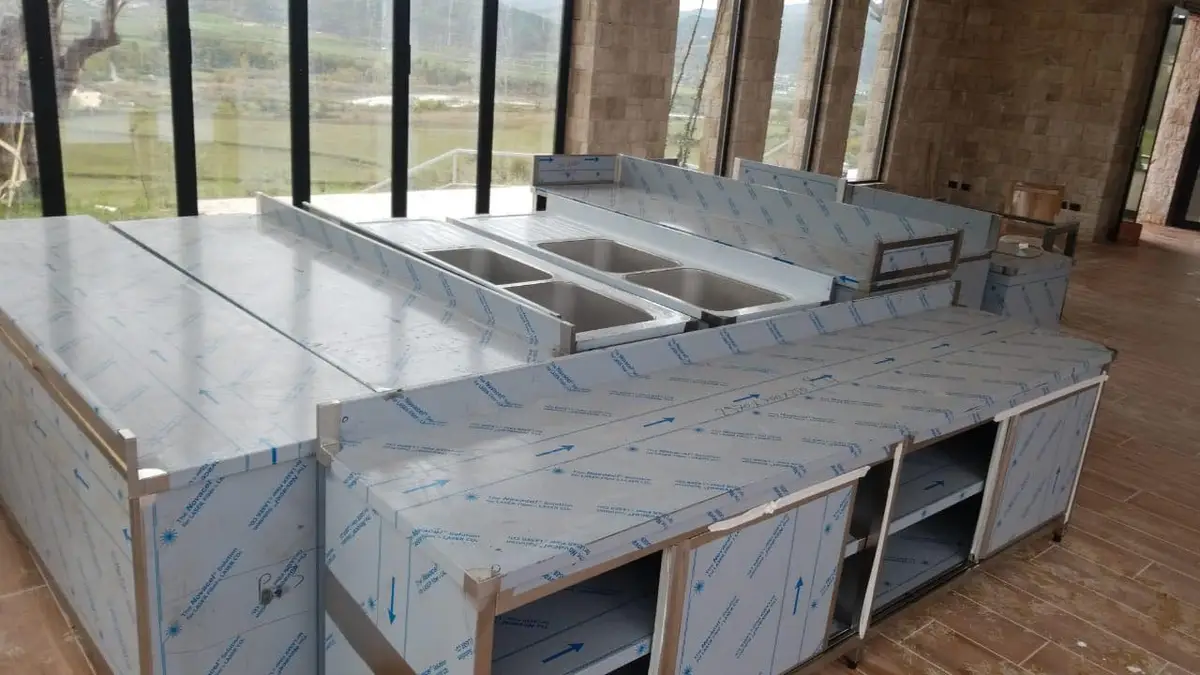 Kristeg Inox sapo ka zbarkuar te gjithe pajisjet e porositura