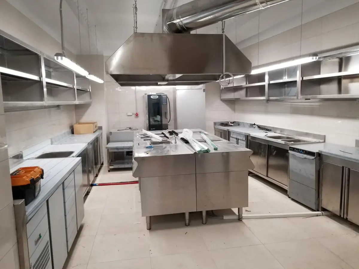 Kuzhina e kompletuar nga Kristeg Inox ne qytetin e Durresit ditet