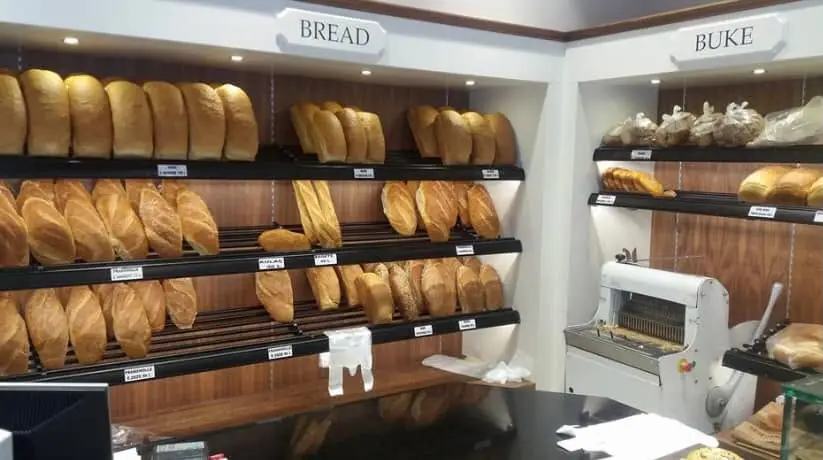Pamje nga jashte e nje furre buke & pastiçerie e dizenjuar – foto 2