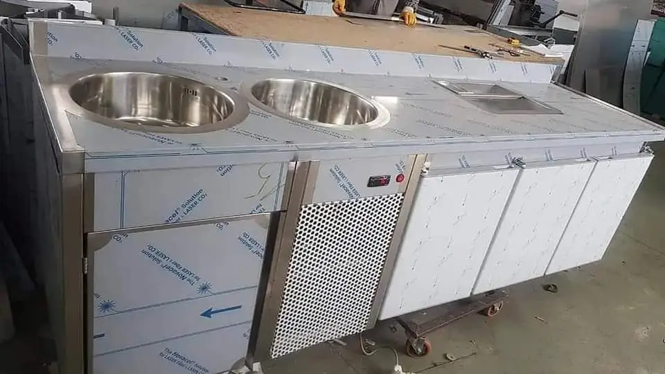 Ne Kristeg Inox do te gjeni banak frigoriferik te permasave (Tetor 2025)