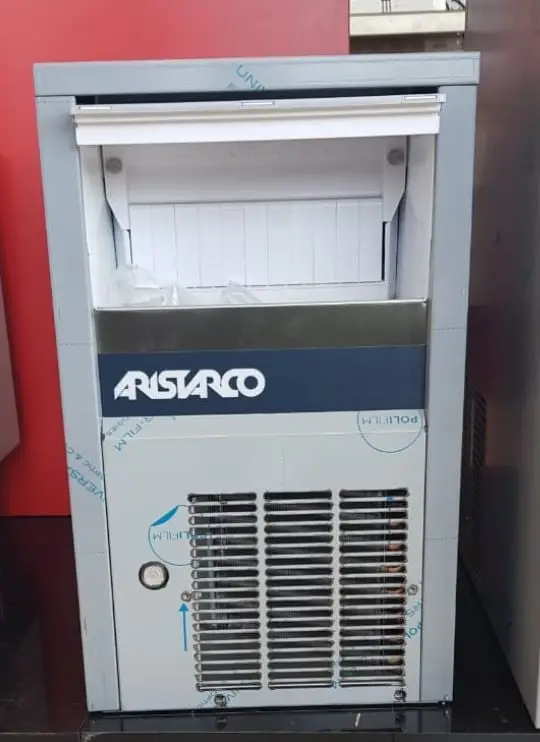 Kristeg Inox sjell makineri akulli te madhesive te ndryshme