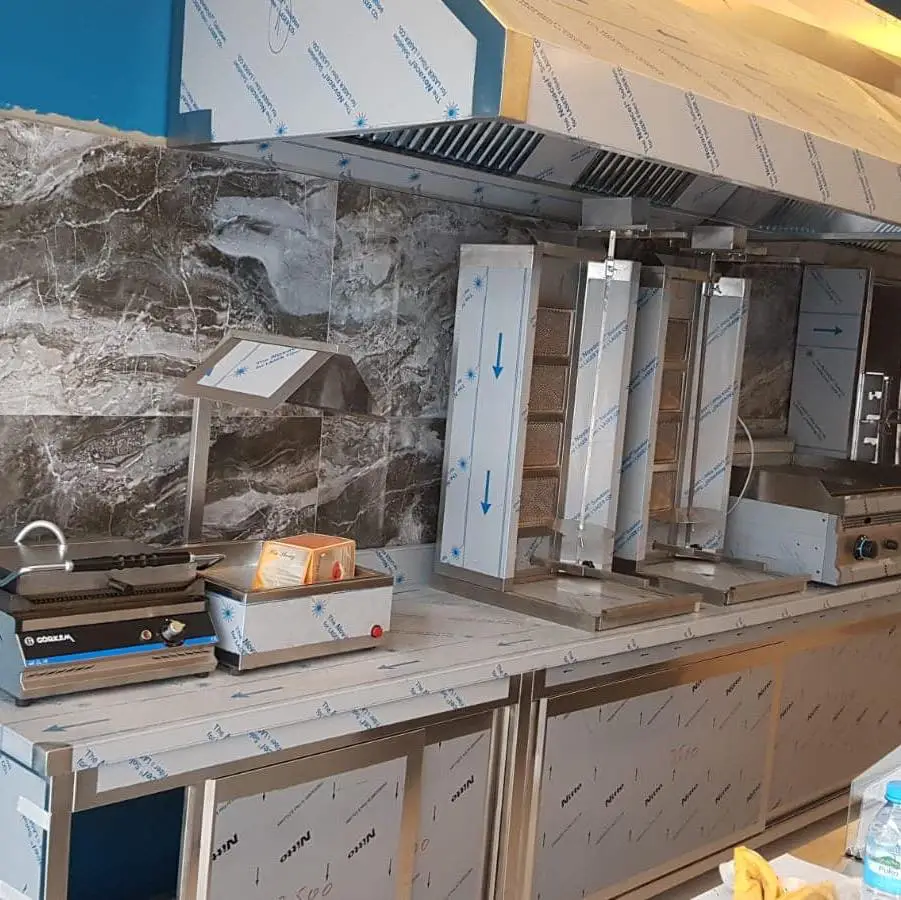 Fast-foodi me i ri ne Durres , mban firmen e KRISTEG INOX