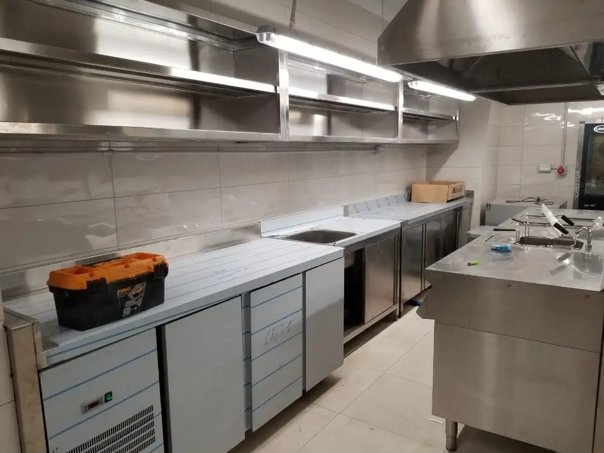 Zbatim projekti në Bar-Restorant , Hotel Endy , Durrës – foto 3