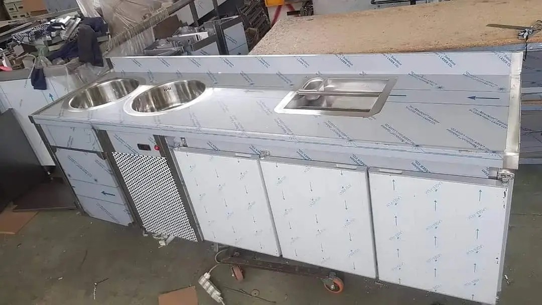 Ne Kristeg Inox do te gjeni banak frigoriferik te permasave (Gusht 2021)