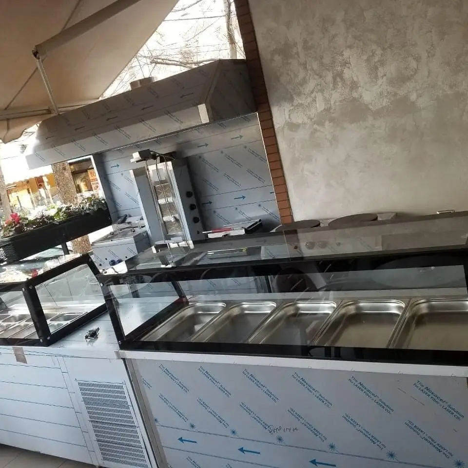 Set paisjesh per fast-food realizuar nga KRISTEG INOX